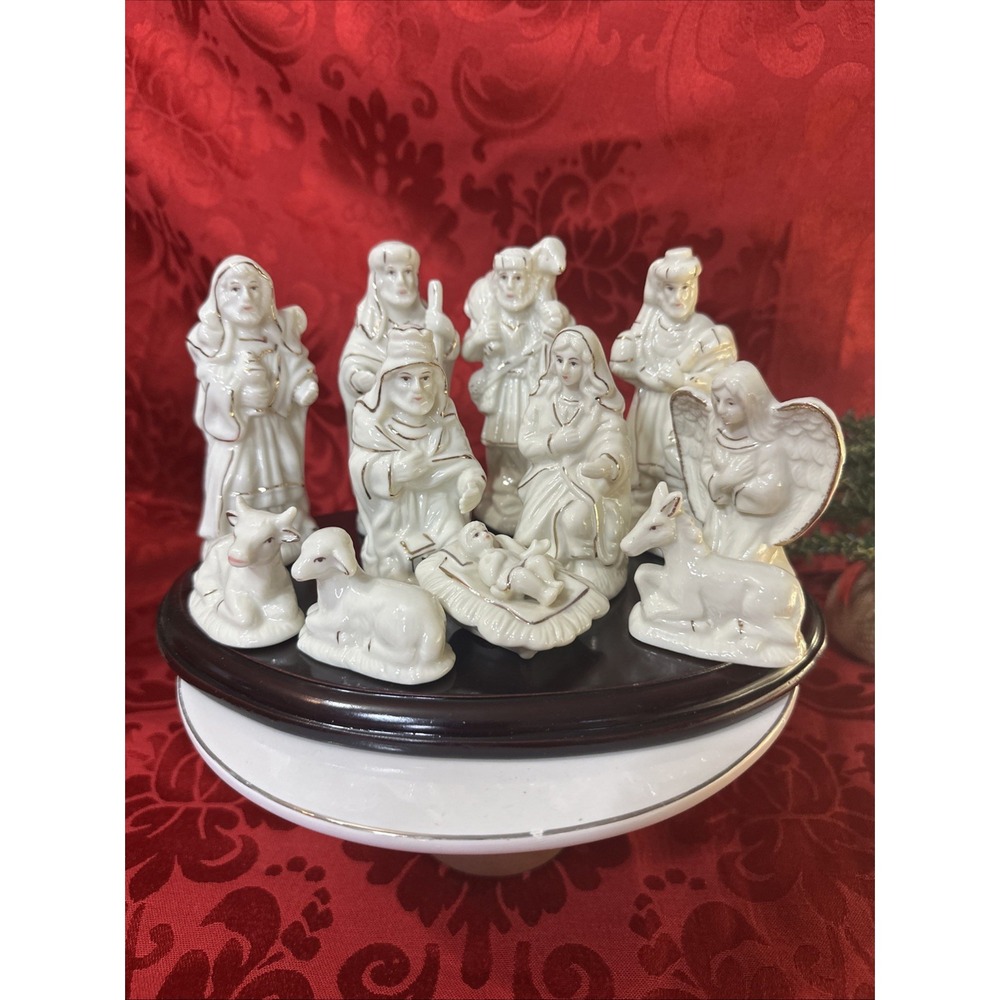 Vintage Ceramic 12 Piece Nativity Set Holiday Style Never Used